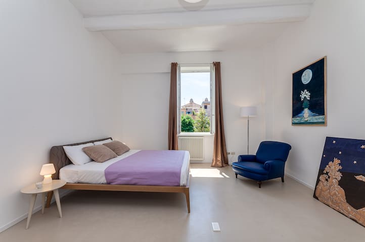 Spanish Steps Luxury Apartment (Netflix+Wifi) gallery image 2
