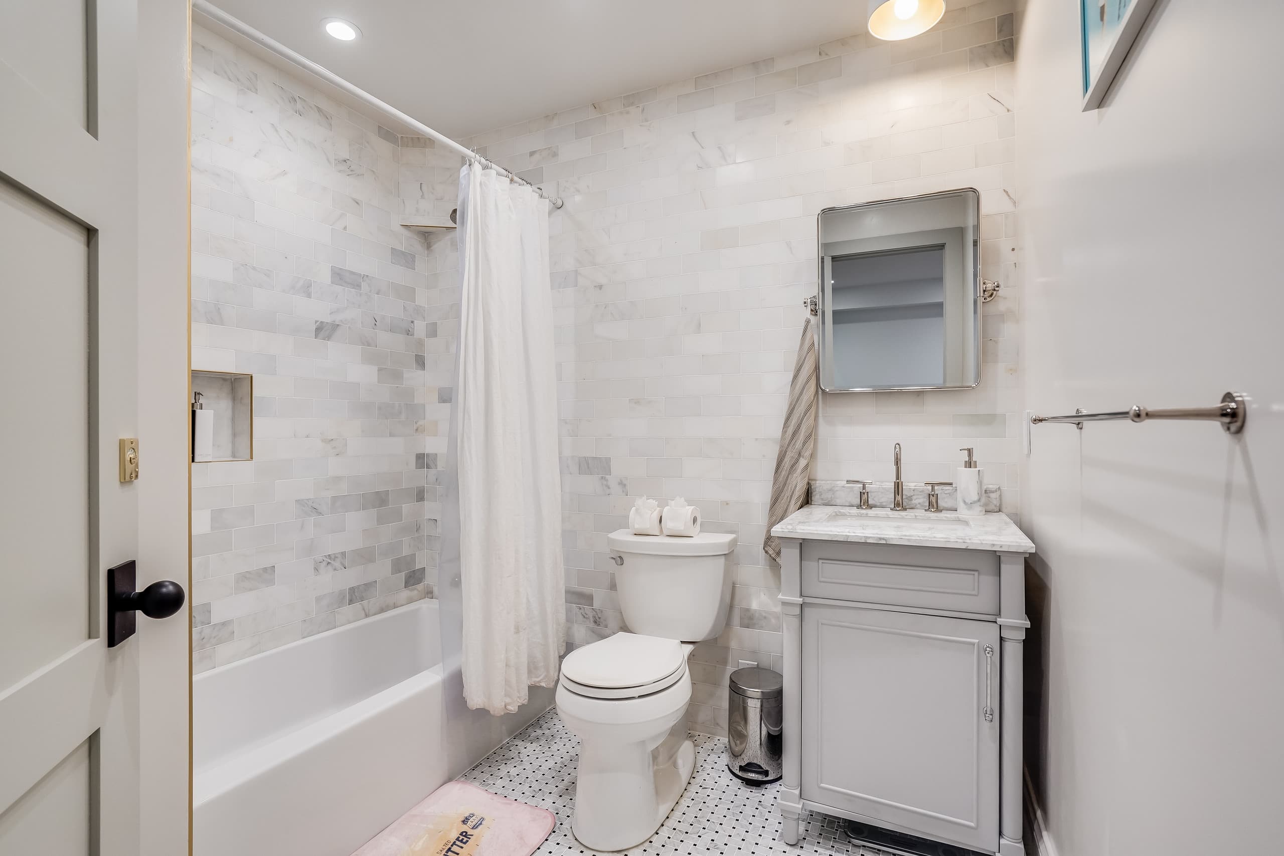 Home in San Francisco · ★4.92 · 2 bedrooms · 4 beds · 2 baths - Image 26