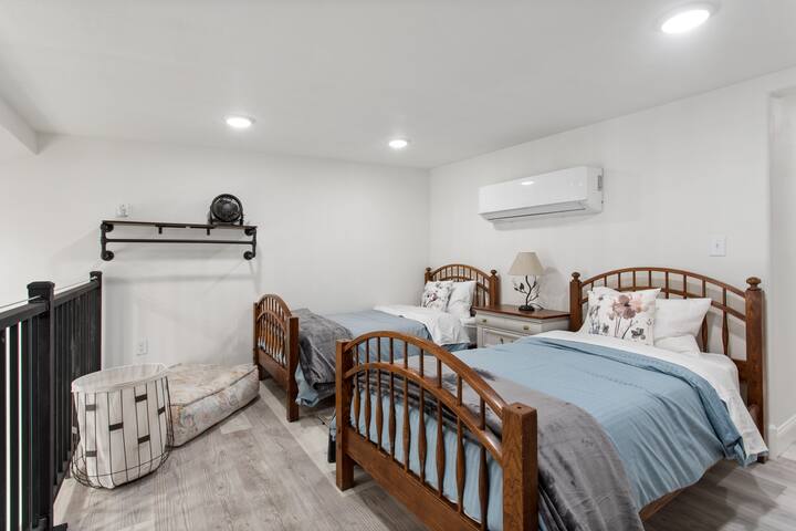 Kjo është dhoma e tretë e gjumit që është një loft, mbi pamjen e dhomës së mrekullueshme. 