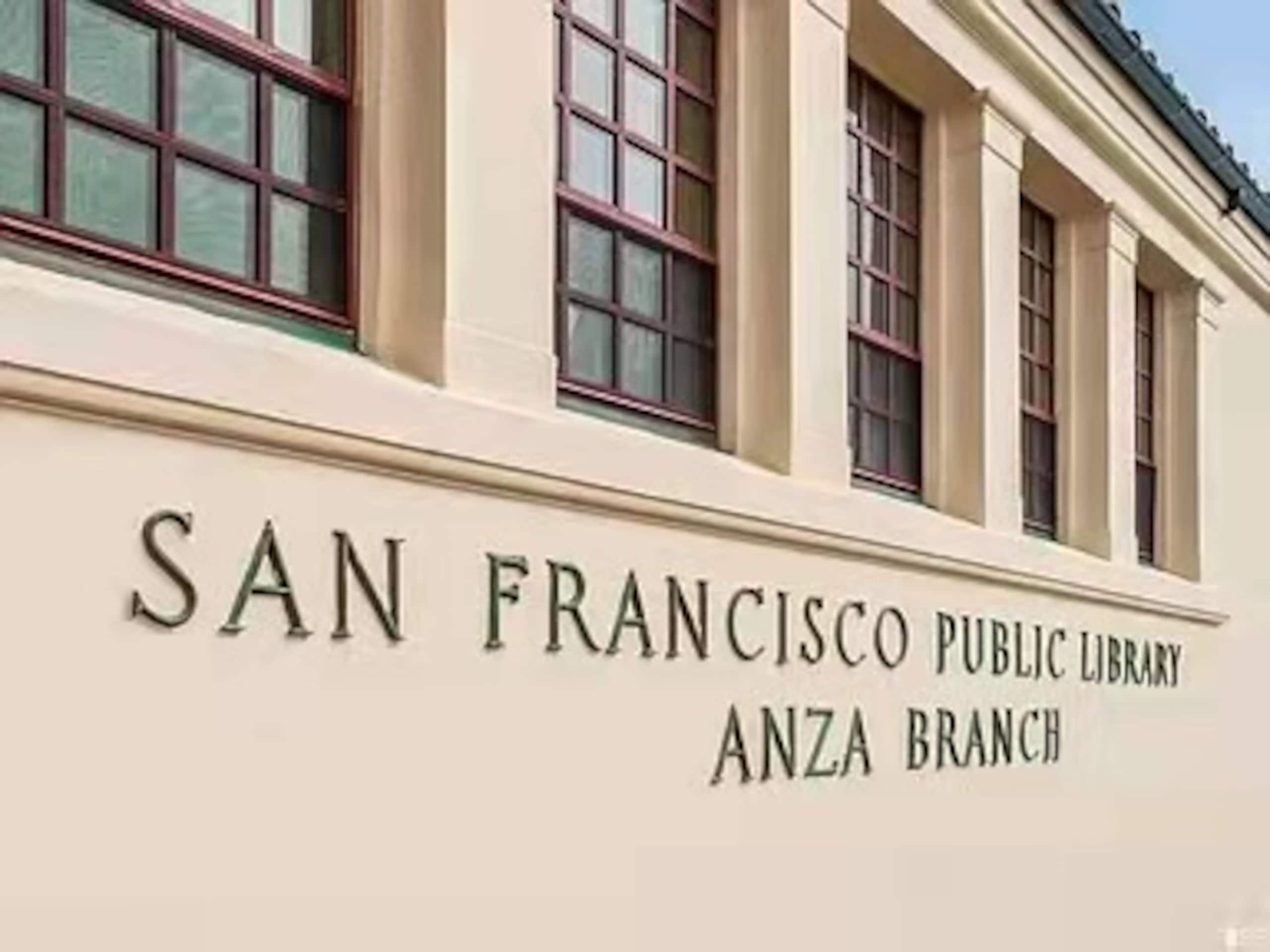 Home in San Francisco · ★4.73 · 2 bedrooms · 2 beds · 1 bath - Image 37