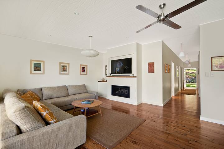 North Avalon Beach House gallery image 2