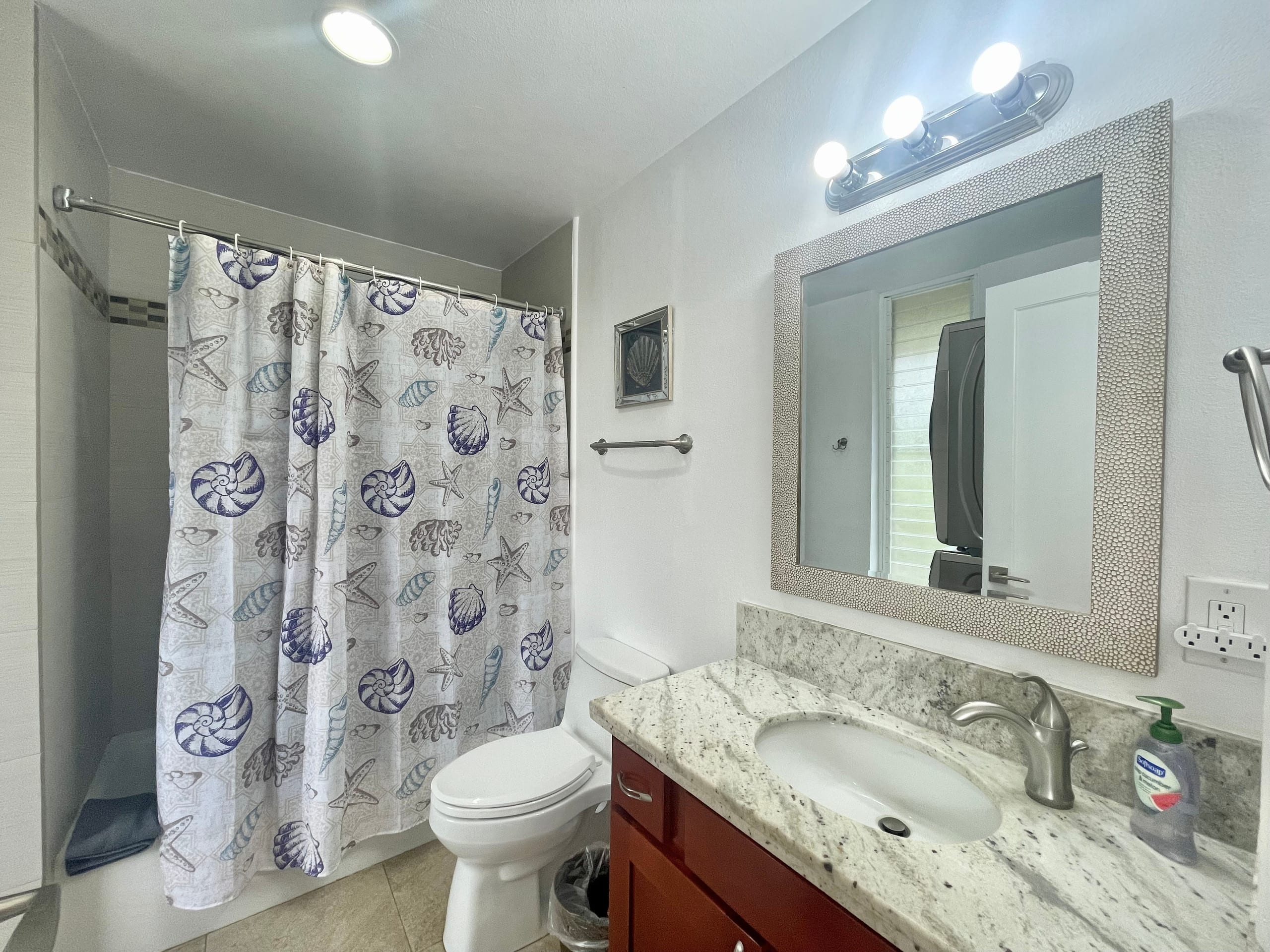 Condo in Kapaa · ★4.83 · 2 bedrooms · 2 beds · 1.5 private baths - Image 15