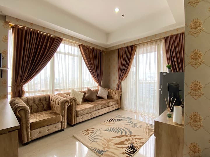 Comfy Apartment With Private Lift At Menteng Park - Jakarta