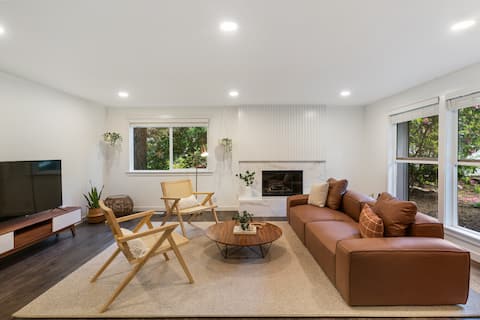 ⚡️NEW⚡️The Pine House 🌲 Quarter Acre Wood