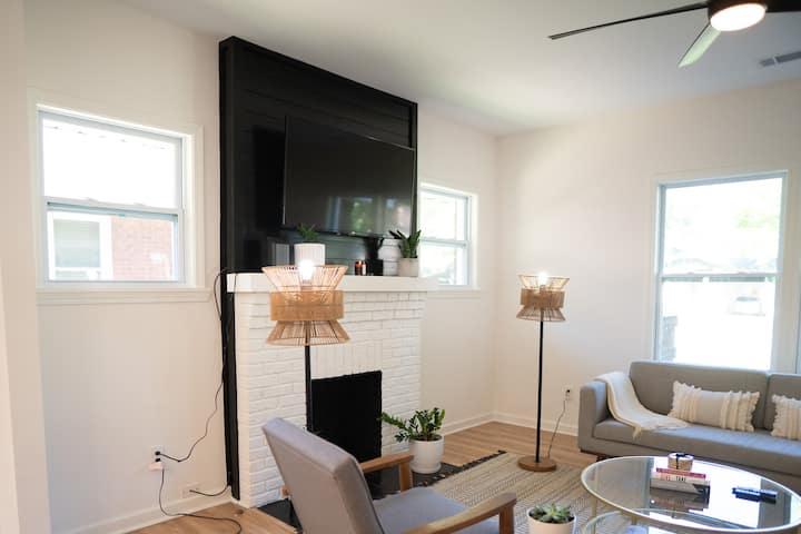 Modern, Sunny 3br/2ba With Brand New Amenities! - Memphis, TN