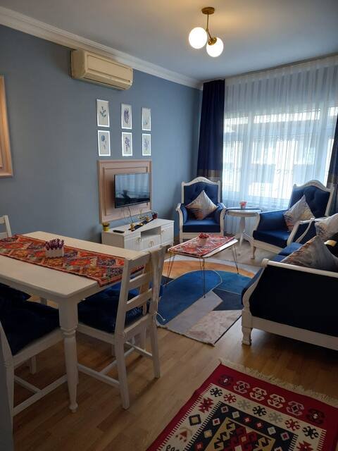 Cozy Family Suite Near Blue Mosque and Renovated.