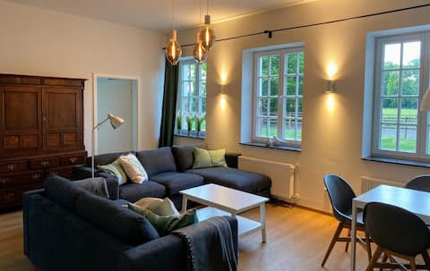 Vacation home Upkammer on estate with horses