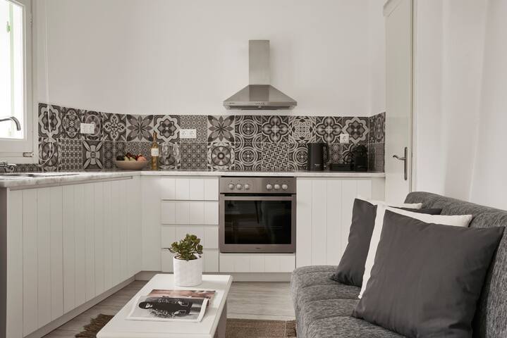 Three bedroom Villa with 2 unique swimming pools gallery image 5