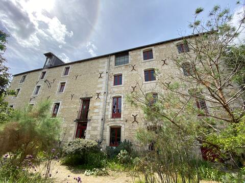 La minoterie: atypical cottage, 20min from La Rochelle