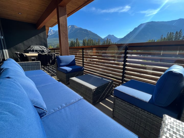 Serenity Villa at Tamarack Apartments for Rent in Canmore, Alberta