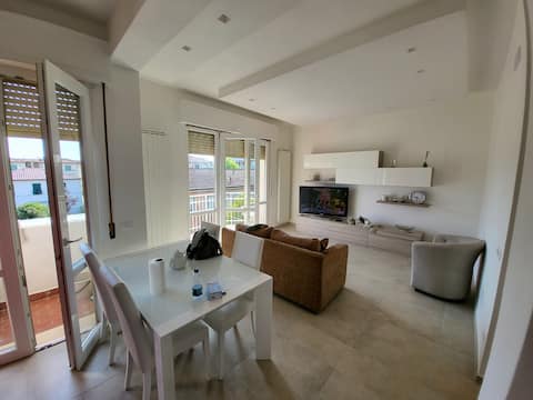 New!!! 5 minutes on foot from the sea and downtown!