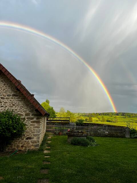 Charming cottage with pool in the heart of Charolais
