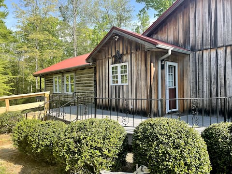Lovely secluded cabin with 3 bedrooms