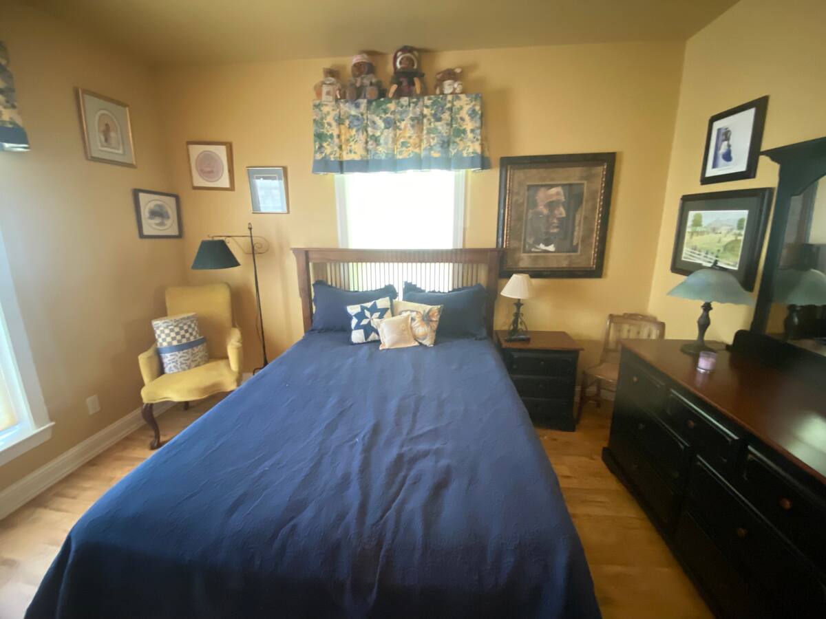 Guest Bedroom