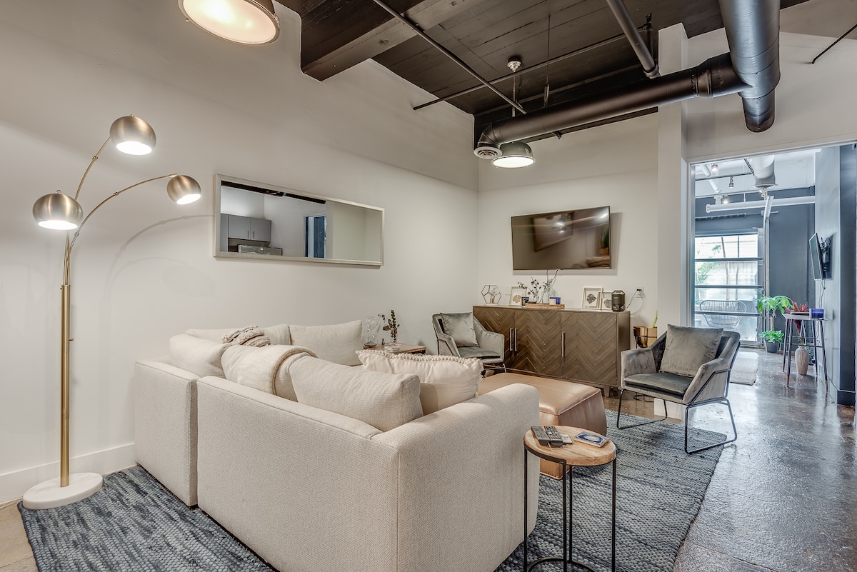 Top Airbnb: NY Style Contemporary Loft on Atlanta's BeltLine in Old Fourth Ward