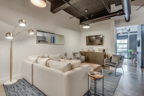 Top Airbnb: NY Style Contemporary Loft on Atlanta's BeltLine in Old Fourth Ward