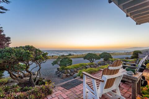 Oceanside, Restored, Vintage, Retreat in Cambria