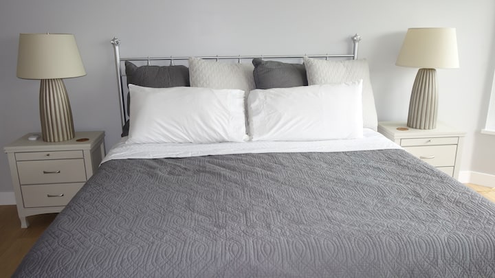 Views Await!! King suite, modern and spotless!