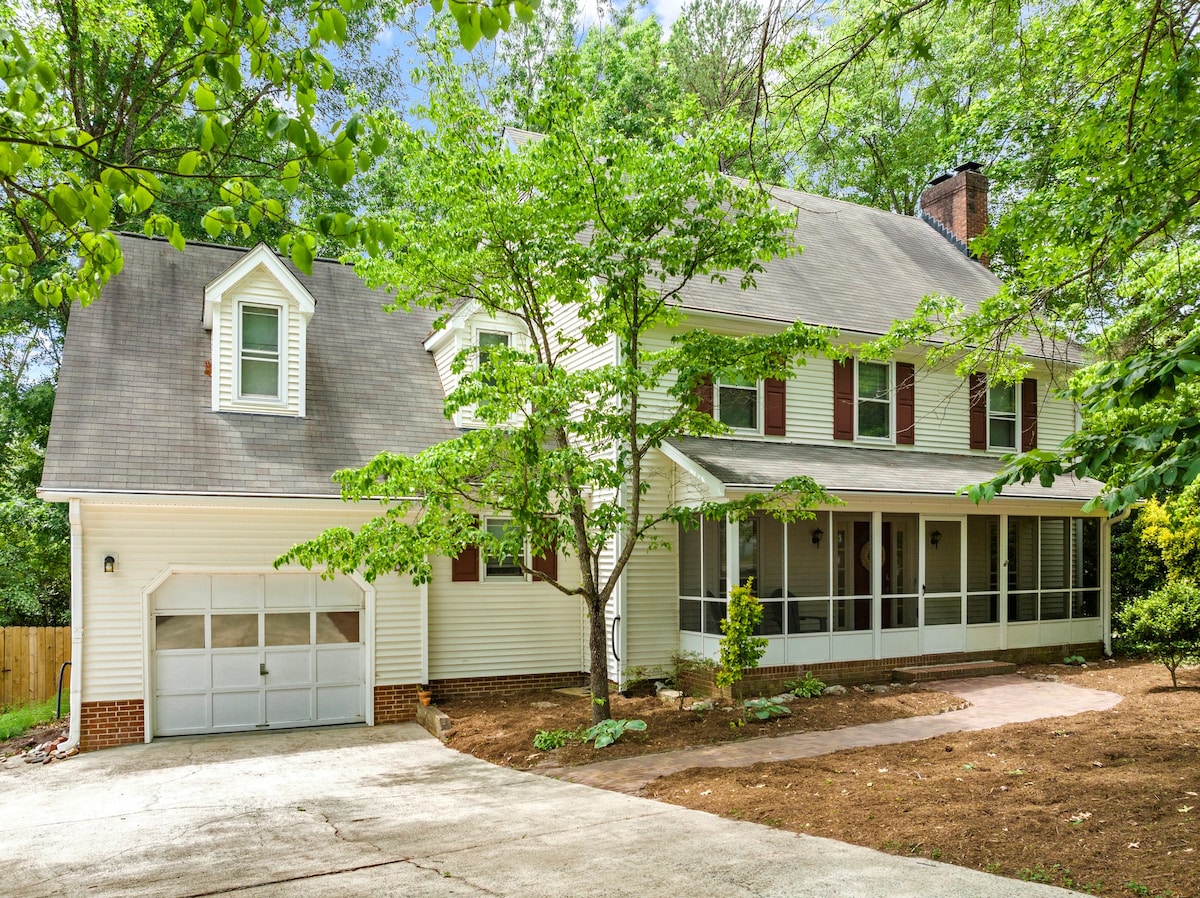 4 bedroom with home office; pet & child friendly Houses for Rent in Raleigh, North Carolina