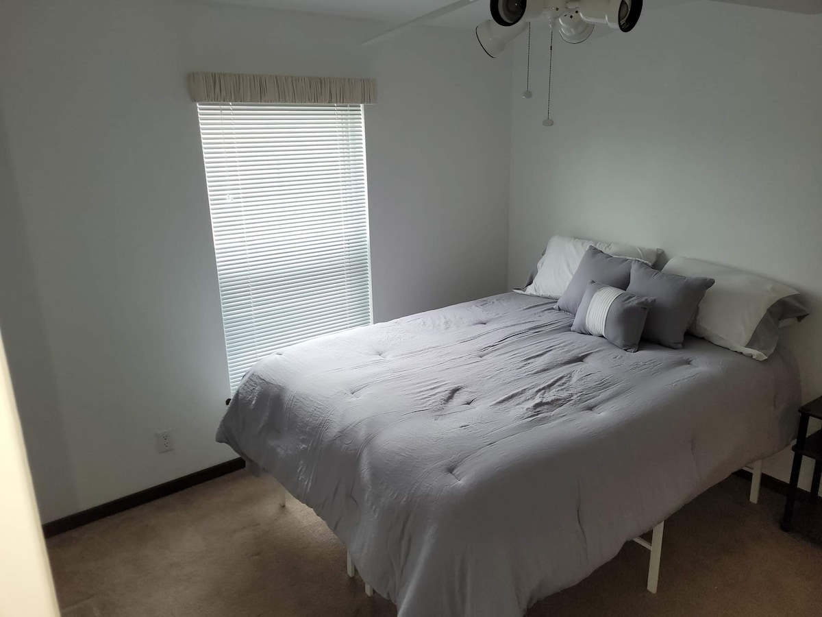 Dormitorio de invitados - tamaño queen.