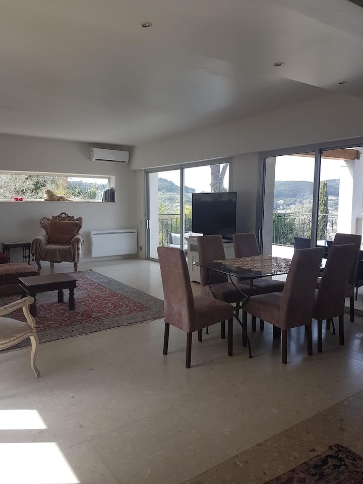 Villa Avec Piscine à 10 Min En Voiture De Cannes - Golfe-Juan