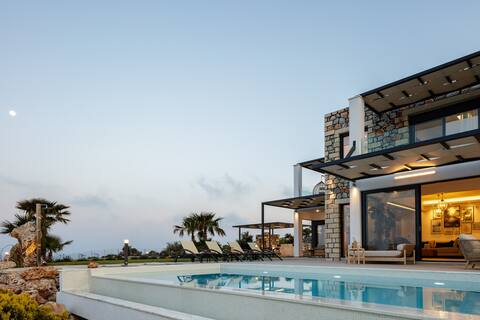Villa Empire Ultimate Luxury villa - heated pool