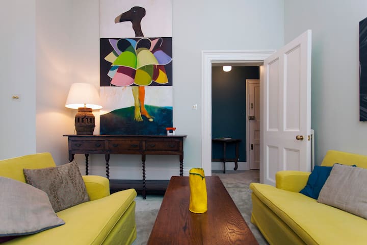 Sweet Veranda Holland Park with Garden