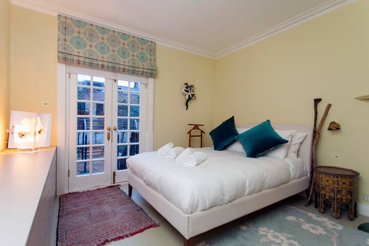 Sweet Veranda Holland Park with Garden gallery image 5