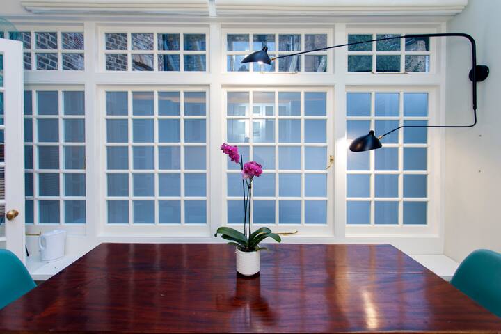 Sweet Veranda Holland Park with Garden gallery image 4