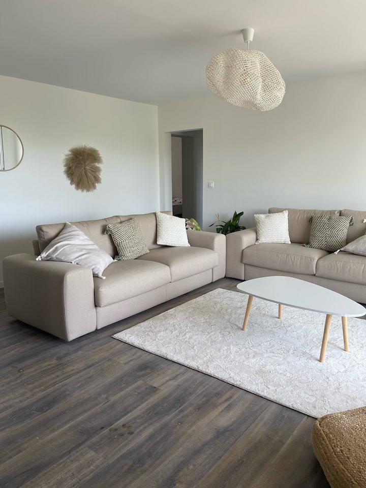 Appartement En Centre - Résidence Privée, Vue Mer - Porto-Vecchio