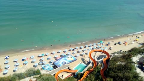 Top Airbnb: Apartment with sea view and pool on the floor in Бяла