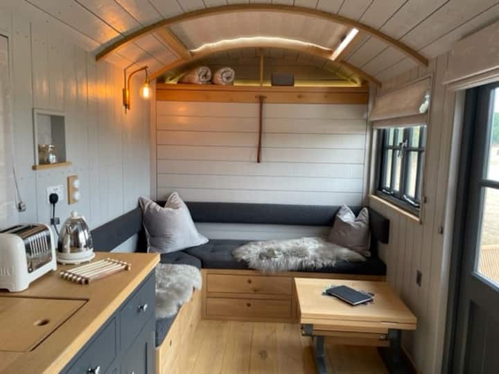 Tout le confort dans une petite cabane détendez-vous et profitez