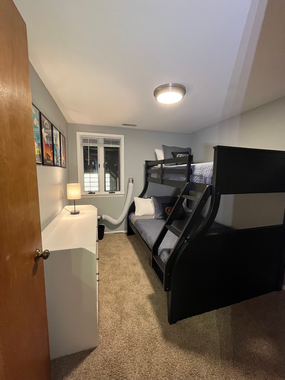 双层床房-全尺寸双人床