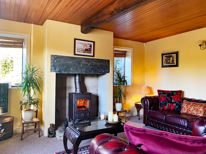 Rose Cottage. Spectacular Views And Gardens. - Derbyshire