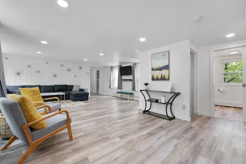 The Treehouse at Lake Hayward