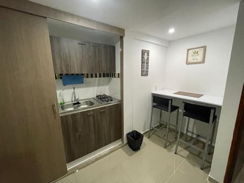 Top Airbnb: CoZy and confortable studio 6 flora in Urbanización La Flora