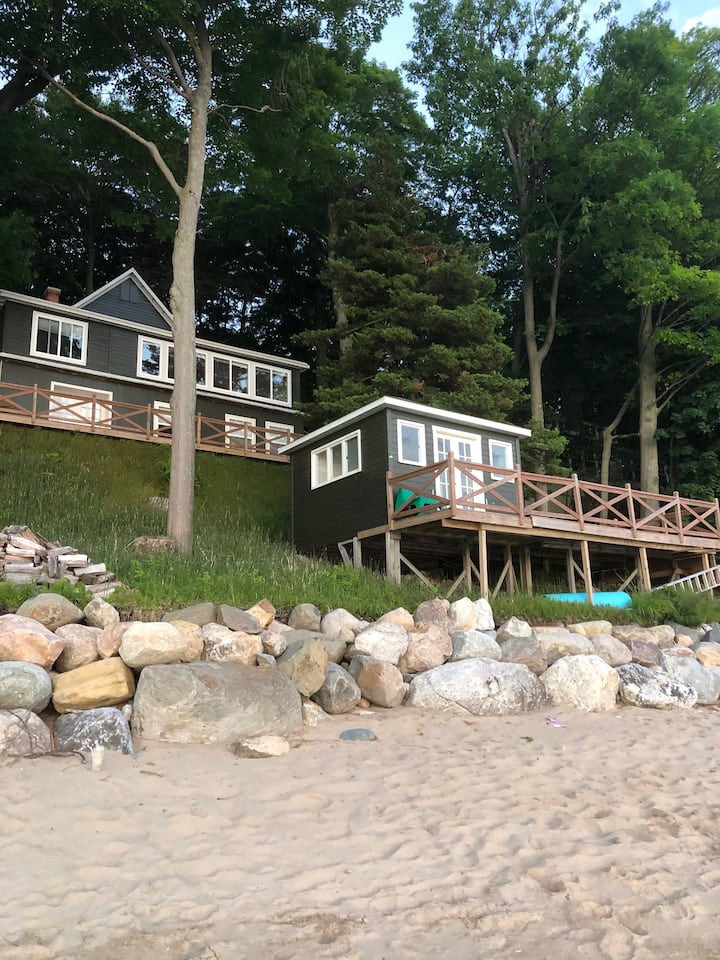 Saugatuck Lake MI Family Beach Cottage and Cabana