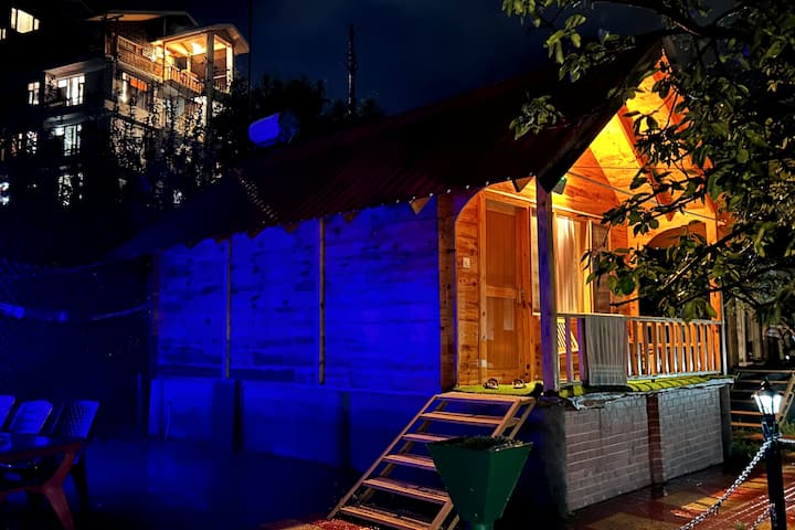 The Midnight Garden - Premium Cottages