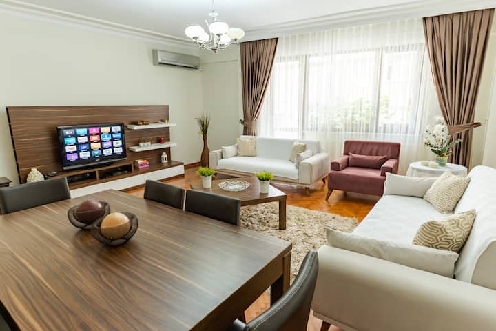 3BR with fully AC | 3 mins to Metrobus