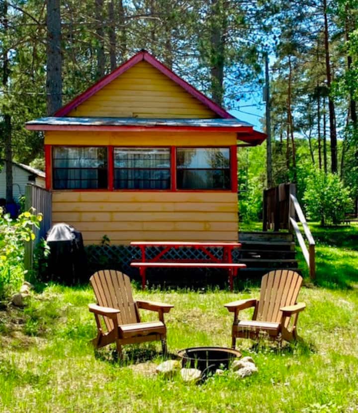 Orange Waterfront Cottage Cabins for Rent in Wilberforce, Ontario