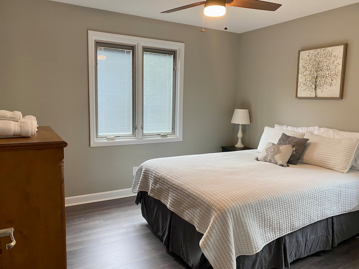 Full sized bed in bedroom #2 (on main level) with room for pack-n-play or aerobed