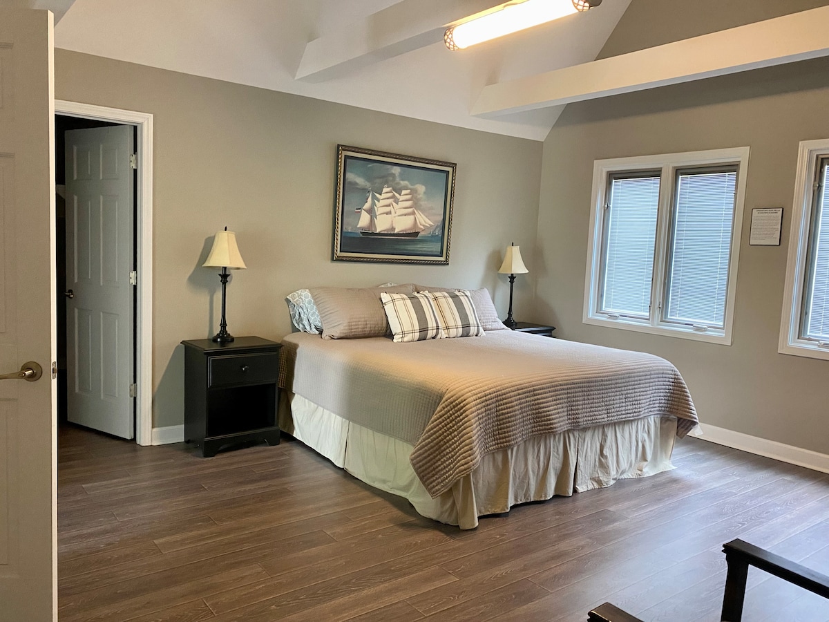 Upstairs spacious Master Bedroom (Bedroom #3) with King Bed, walk-in closet and en suite bathroom