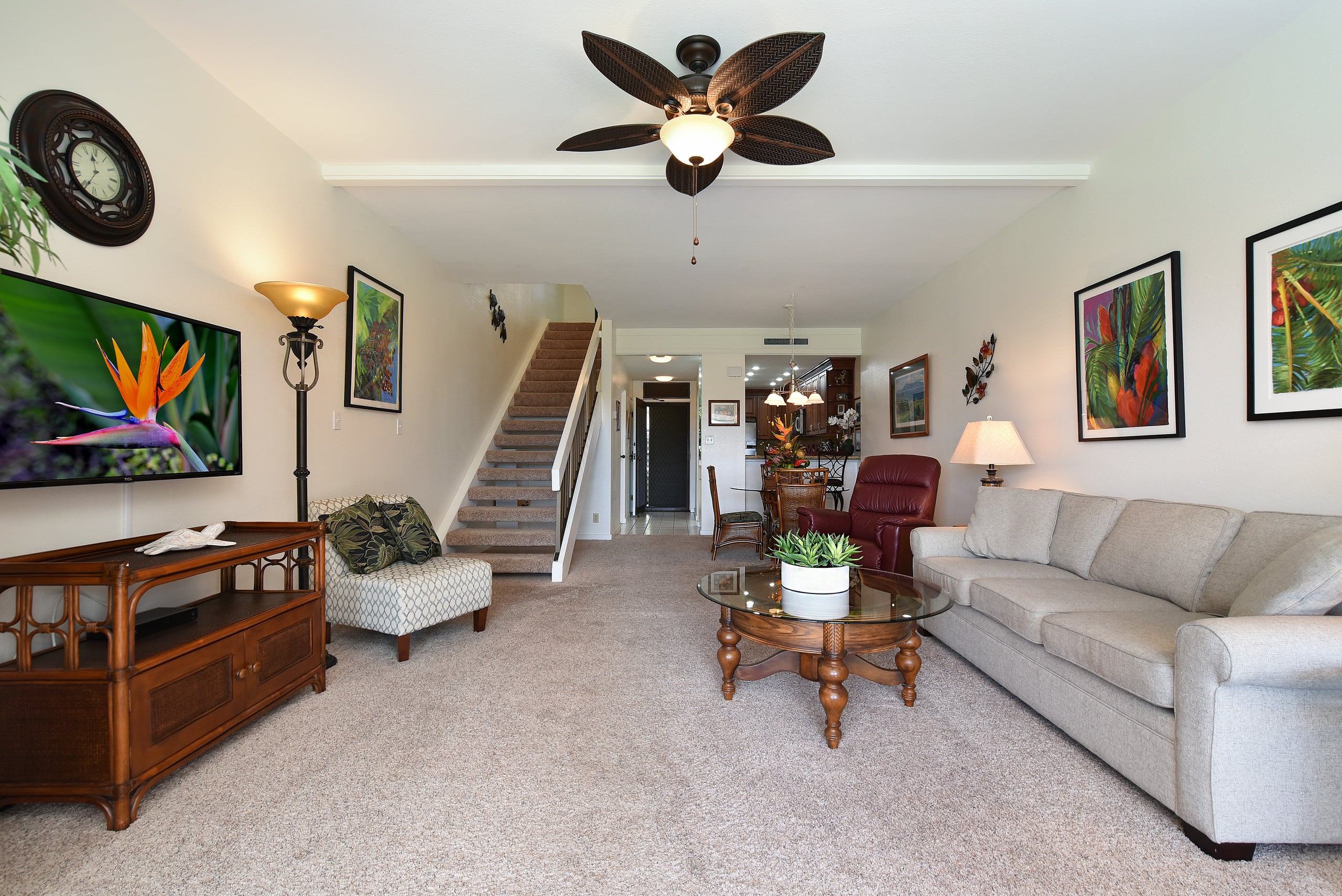 Condo in Lahaina · ★4.85 · 1 bedroom · 4 beds · 1.5 private baths - Image 11
