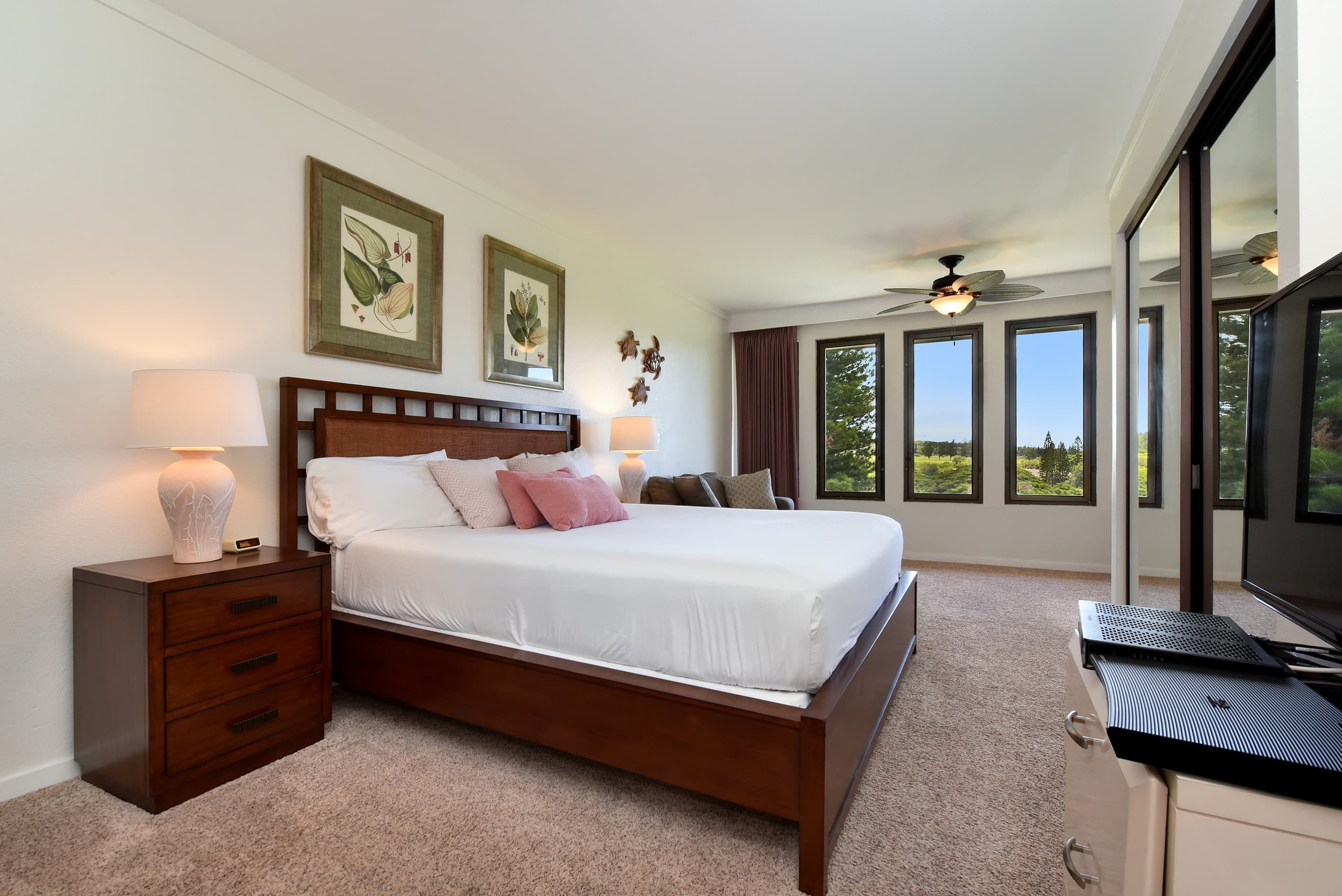 Condo in Lahaina · ★4.85 · 1 bedroom · 4 beds · 1.5 private baths - Image 28