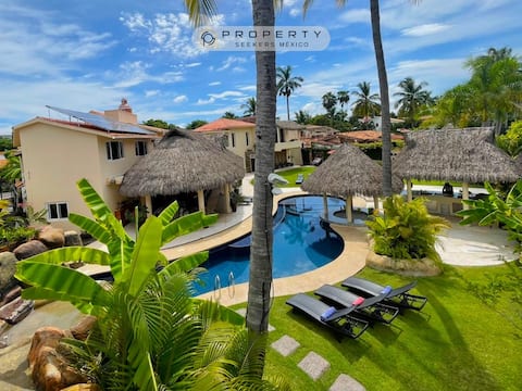 Villa with Full staff, 7 rooms, pool and gym
