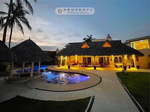 Villa with Full staff, 7 rooms, pool and gym