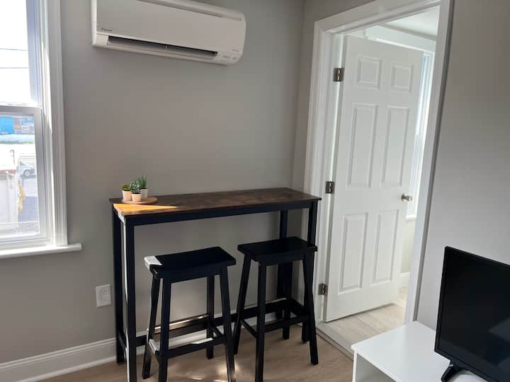 Cozy 2 Bedroom Condo By The Boardwalk! Unit 6 - Wildwood, NJ