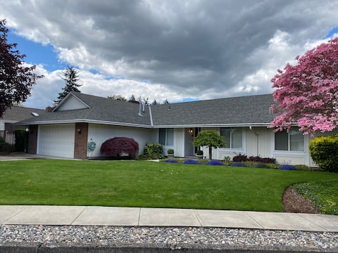 PNW retreat, wine tasting, ski, hike & fish