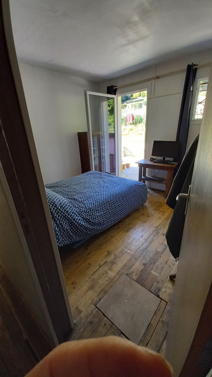 Moja izba s prístupom do záhrady