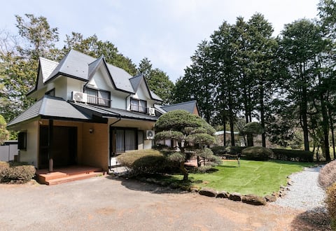 2 Hakone Villas with hot spring, Easy Access, BBQ
